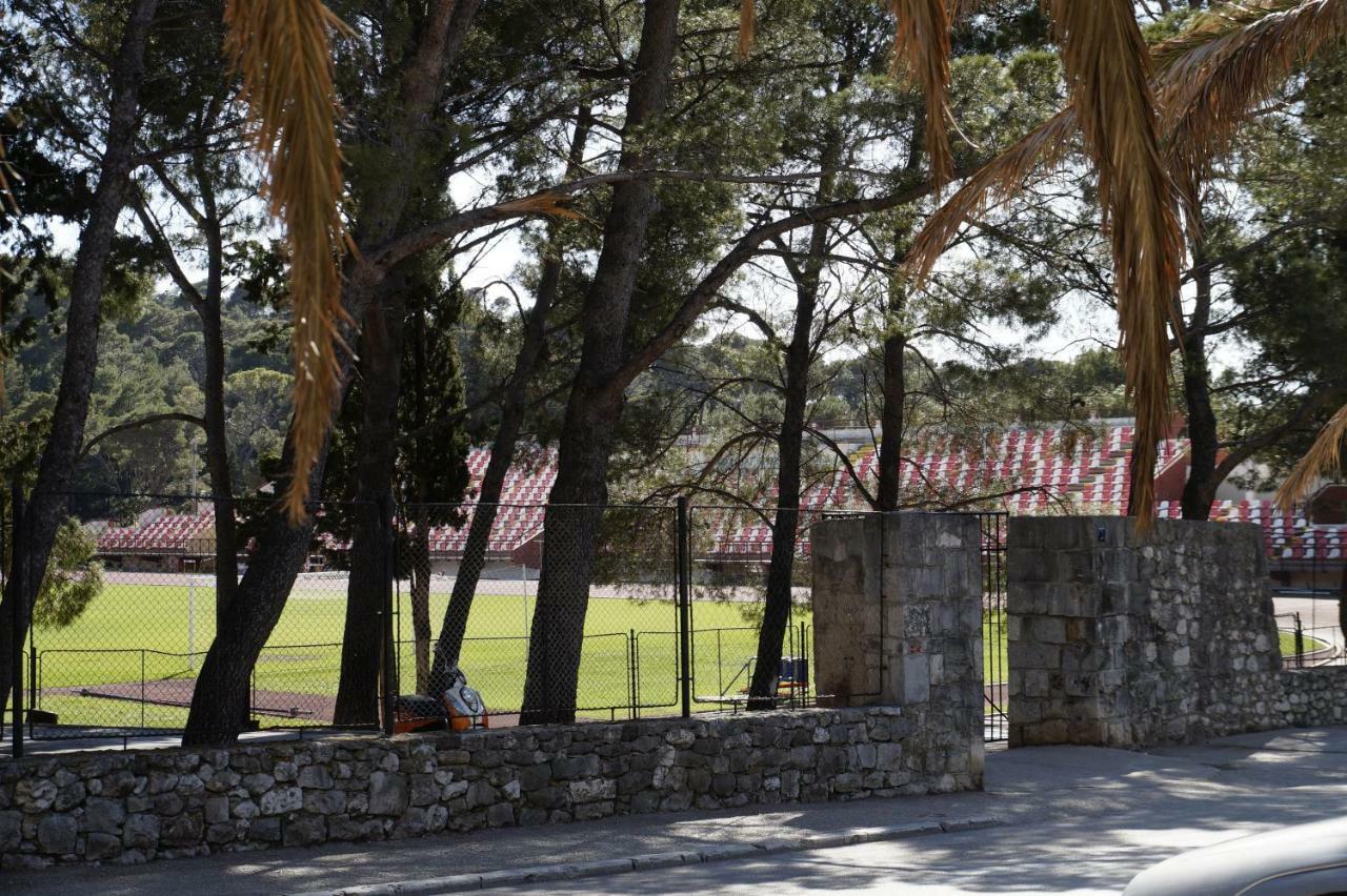 Frapedo Sport Makarska Apartamento Exterior foto