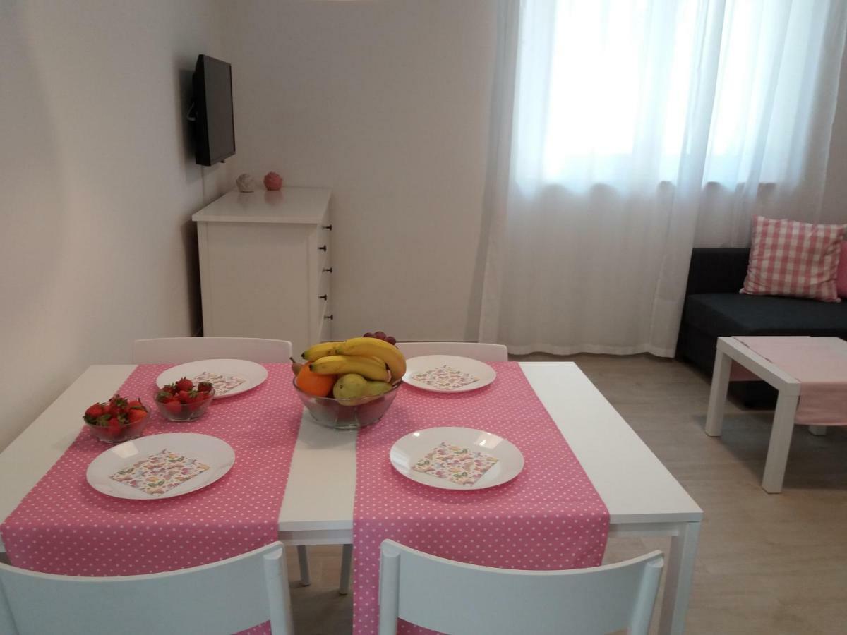 Frapedo Sport Makarska Apartamento Exterior foto