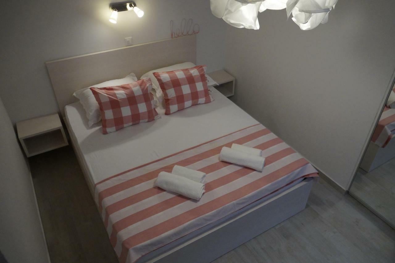 Frapedo Sport Makarska Apartamento Exterior foto